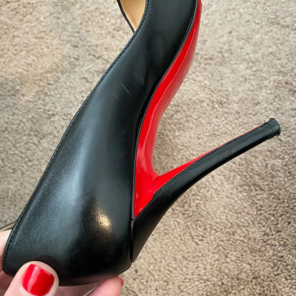Black Christian Louboutin pumps. - Picture 3 of 8